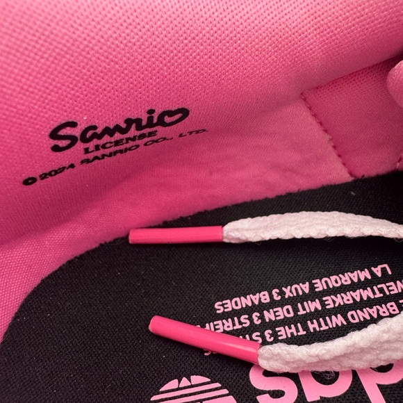 Adidas Hello Kitty Kurumi Superstar White Pink Women’s Size 8 Sneakers - Picture 11 of 15